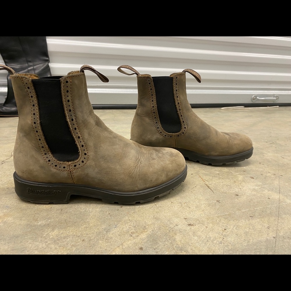 Blundestones Size 8